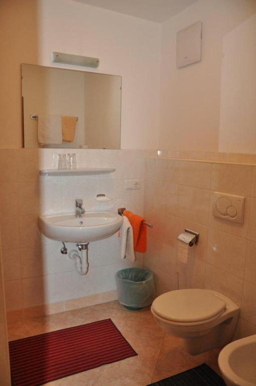 Hotel Burgfrieden Vipiteno Pokoj fotografie